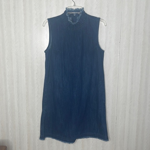 ❤️ GAP Denim Sleeveless Blouse Size S - Picture 2 of 4